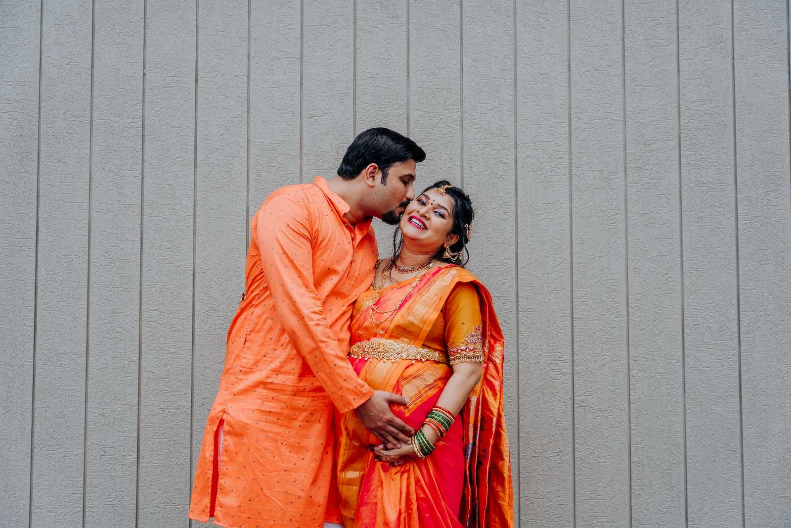 What Is Maternity Photography? Guide, Tips & Photoshoot Ideas